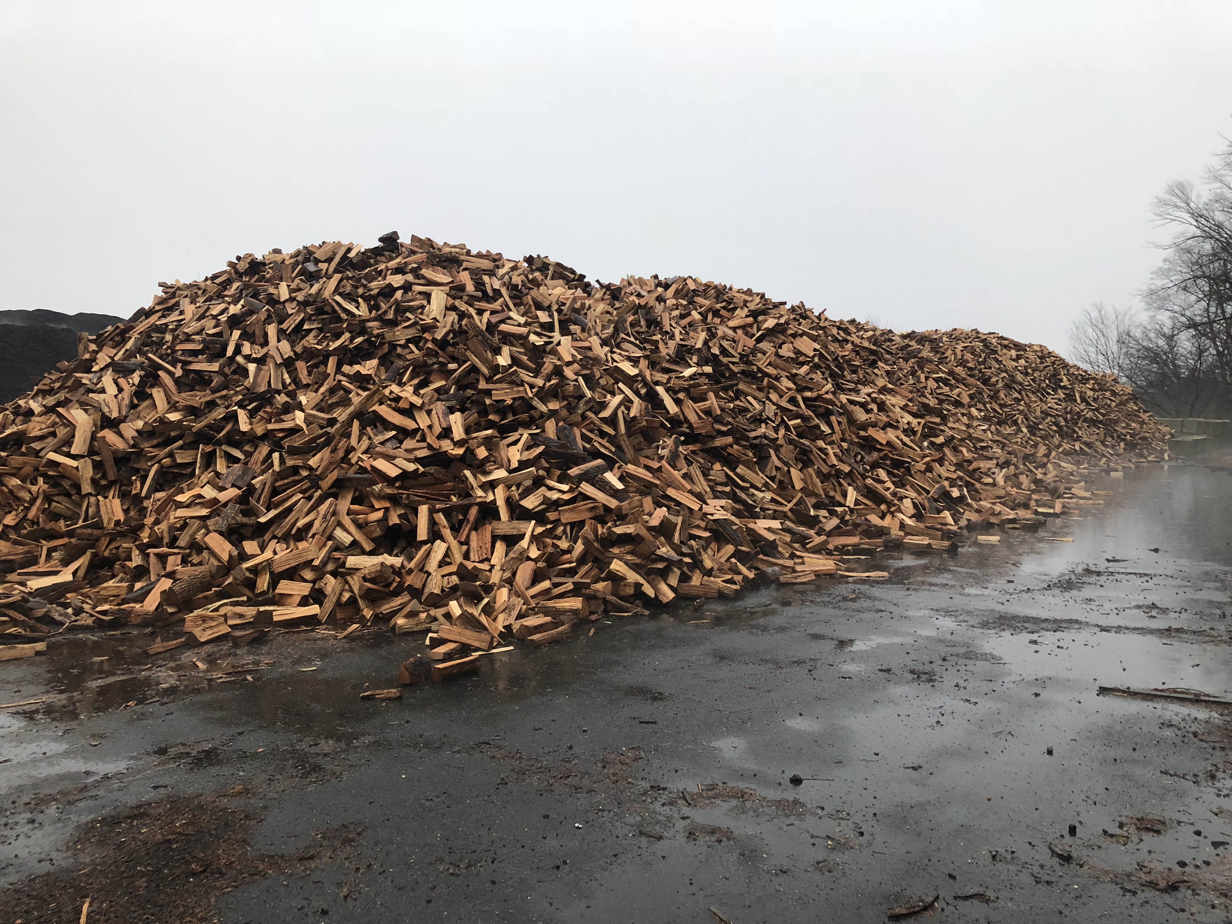Firewood Mulch & Topsoil Delivery in Northern Virginia