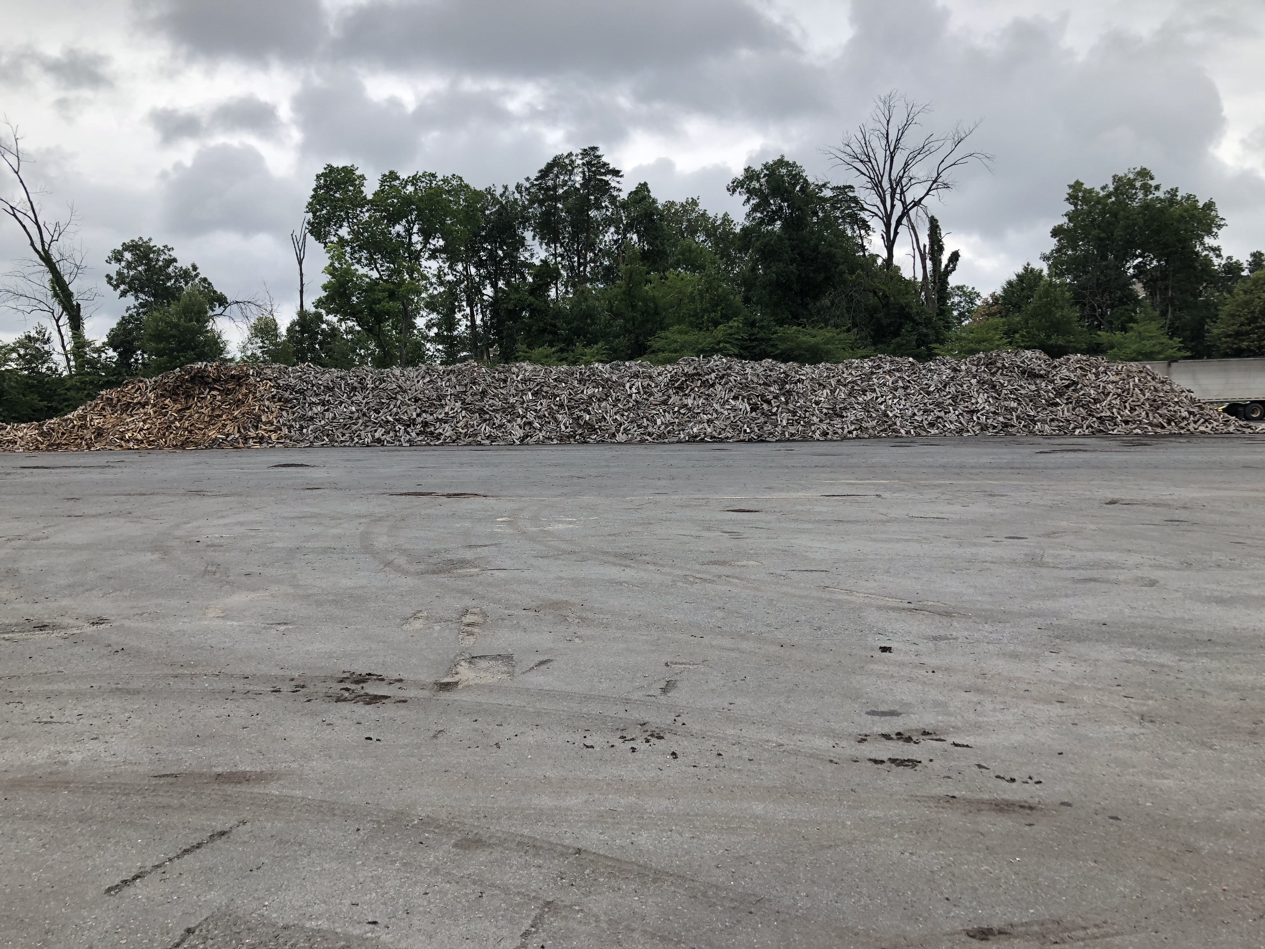 Firewood Mulch & Topsoil Delivery in Northern Virginia